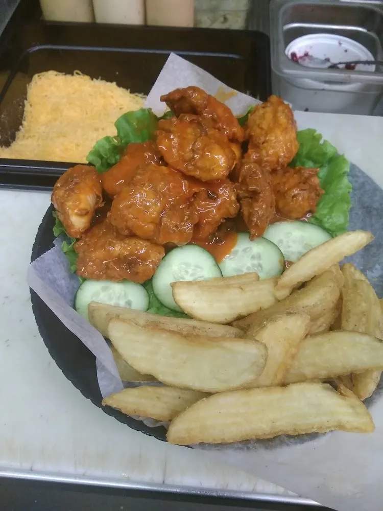 Boneless Buffalo Wings and Fries